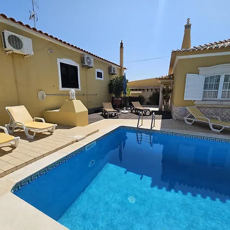 Nyaraló Casa Da Varzea Albufeira